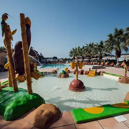 Marina Camping 5*