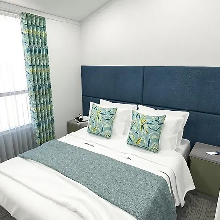 Kemp Marina 5*